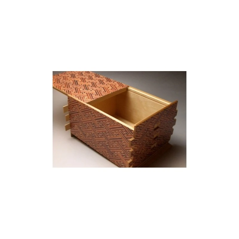 Boite à Secret Japonaise 7 Sun 72+1 Steps Red 4 Boite à Secret Japonaise 7 Sun 72+1 Steps Red – Image 2