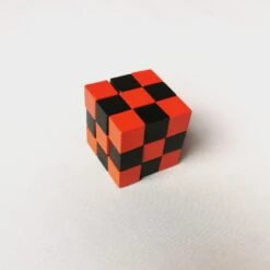 Cube élastique Rouge Et Noir